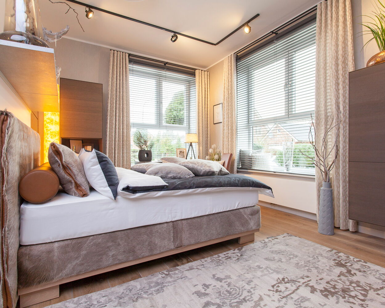 Boxspringbett in Beige